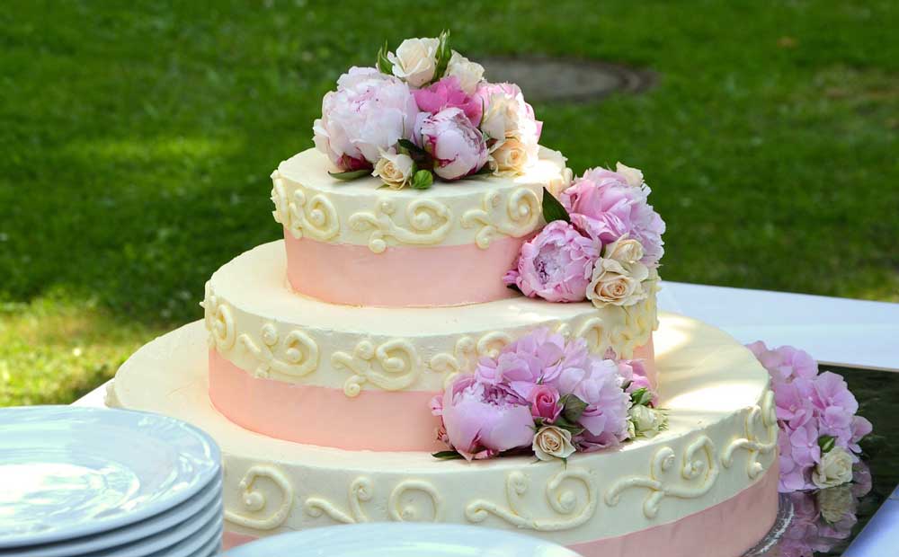 Unique Wedding Cake Ideas to Wow Your Guests